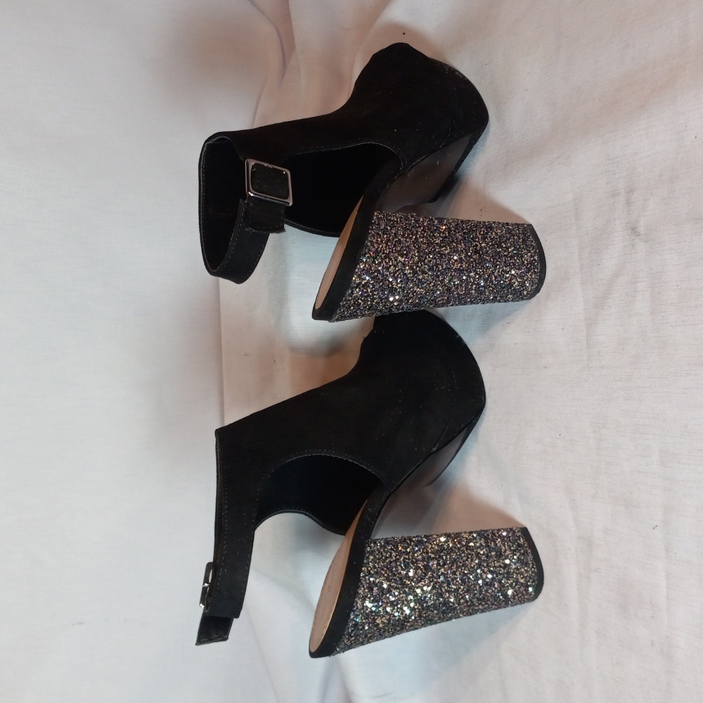 Charlotte Russe - Picture 3 of 5